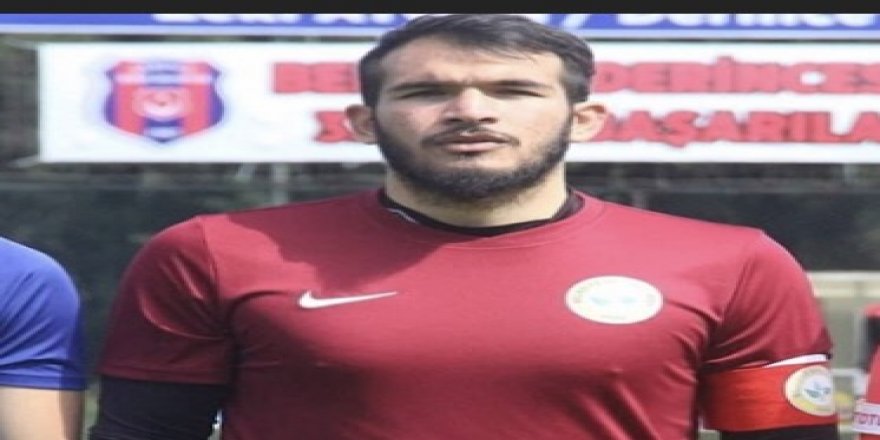 Kaleci Ahmet Derince’den ayrıldı