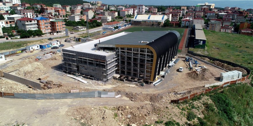 Dilovası’na yüzme havuzu yapılıyor