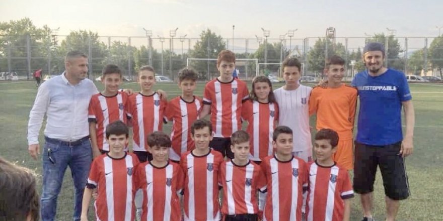 Gölcük Karadeniz U13’te şampiyon