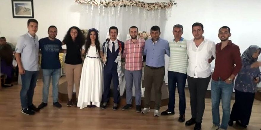 Genç hakem Özgür Yeşilyurt evlendi