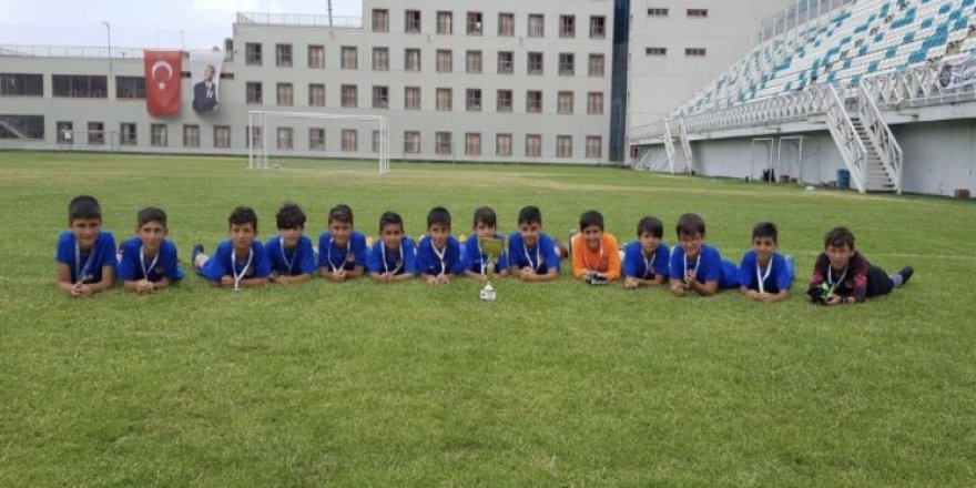 41 FK, U-9 takımı Bursa’dan 3. döndü