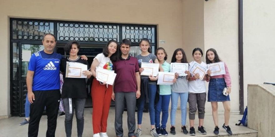 Hasan Alemdar futsalcıları ile gurur duyuyor