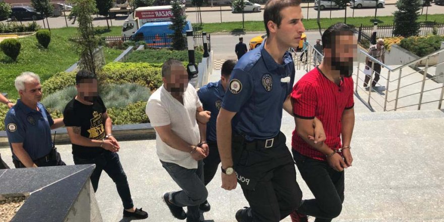 4 KİŞİ GÖZALTINA ALINDI:  Kadın polislere sözlü taciz