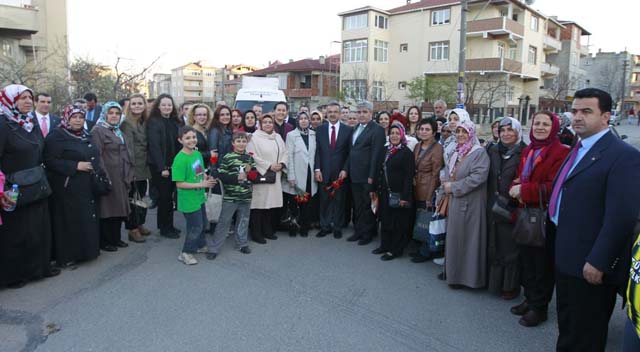 Köşker ve teşkilatlardan mahallerde yürüyüş