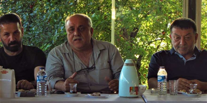 Hüseyin Deniz yönetimini tanıttı