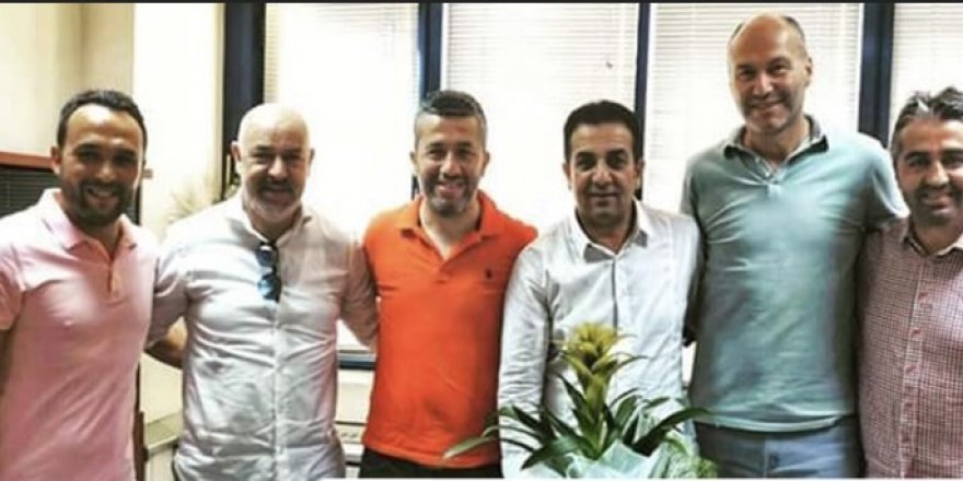 Mithat Ağa'ya ziyaretçi akını