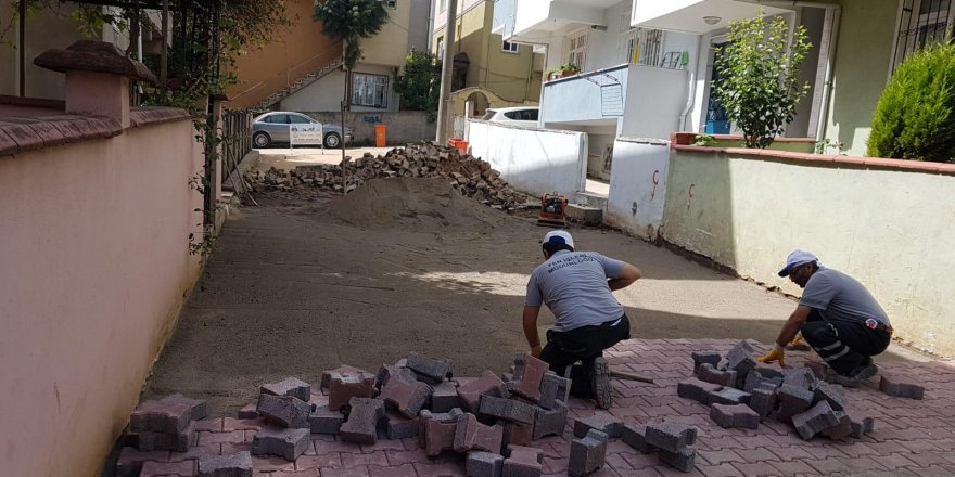 Darıca’da yollar onarılıyor