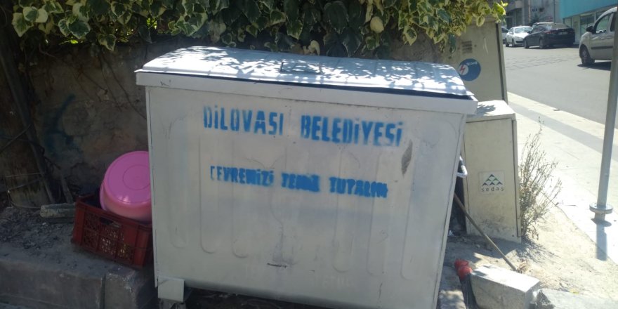 DİLOVASI:  Çöp konteynerleri yenilendi