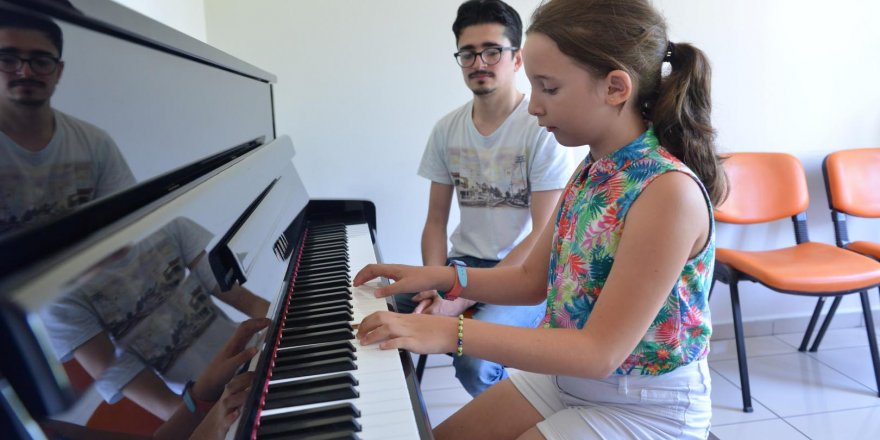 BÜYÜKŞEHİRLE HAZIRLANDILAR: Devlet konservatuvarı kazandılar