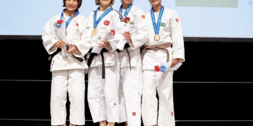 Zeynep Çelik Aydın Dünya şampiyonu!