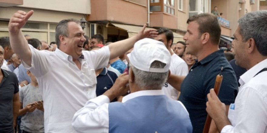 Şampiyon Mert Altın krallar gibi karşılandı