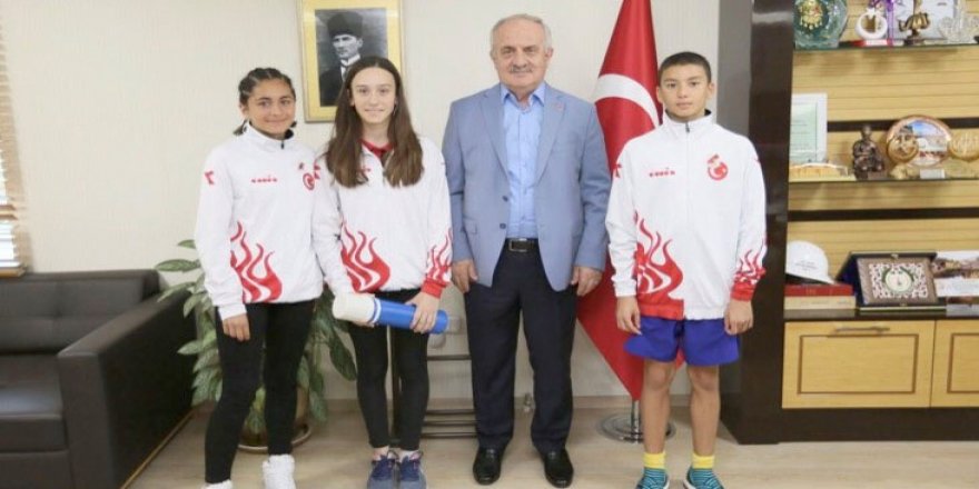 Yüzücüler unutulmadı