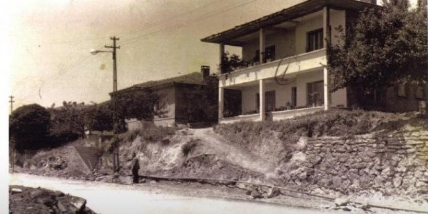 Kızılay Caddesi.. ​​​​​​​Fotoğraf eski Gebze’den.