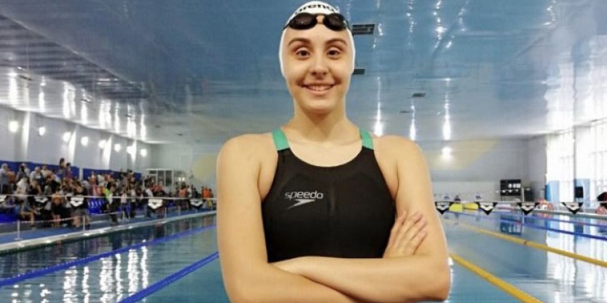 Azra ve Batuhan, madalya ile döndü