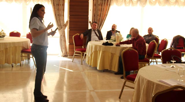 Enerji yöneticileri iş yaşamında kuşak karması seminerine katıldı