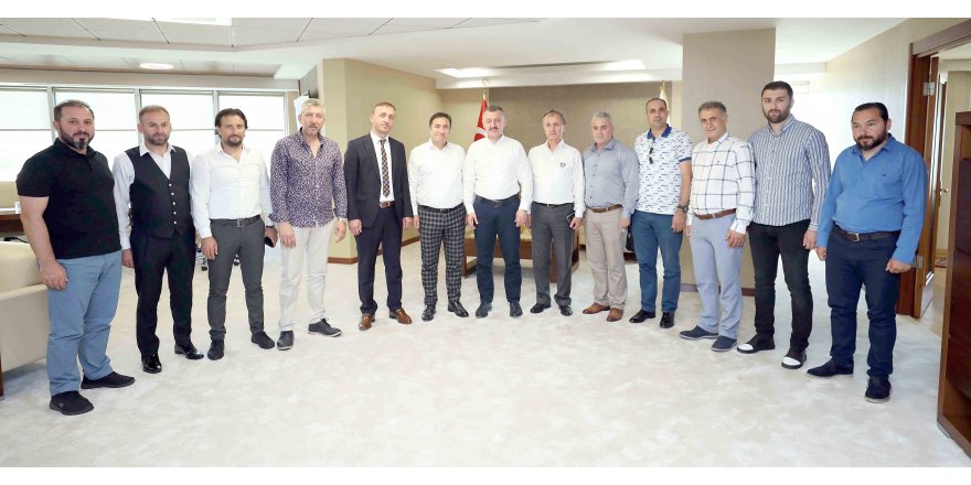 Genç işadamlarıyla görüştü