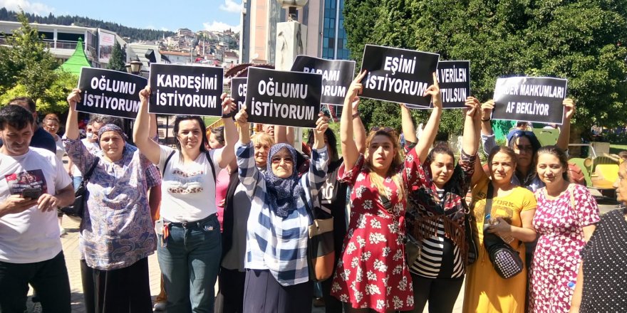 Mahkûm yakınları af istedi