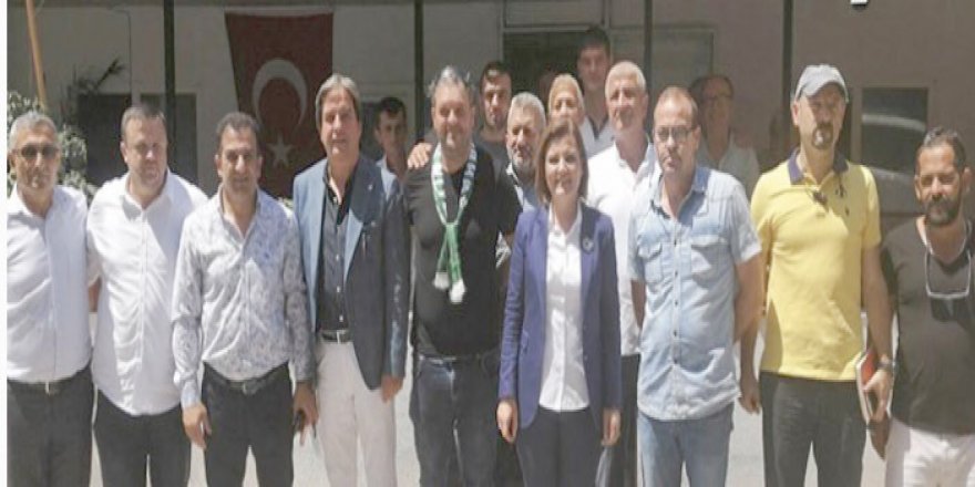 Başkan Hürriyet Kocaelisporlulara destek