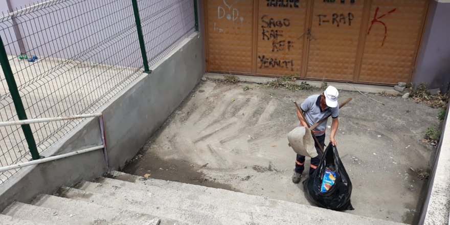 Temizlik İşleri Ekipleri Her Yerde