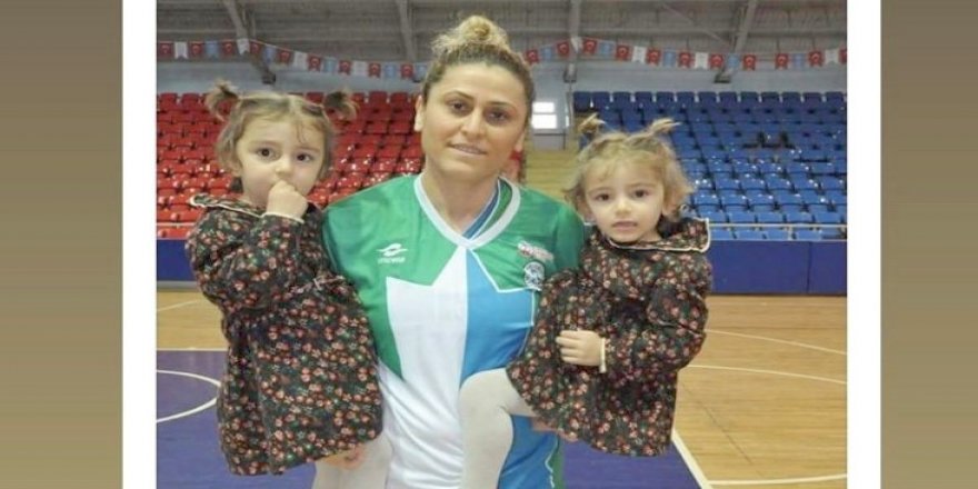 Meryem Kolaylı basketbola devam