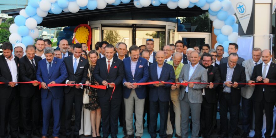 Hisarcıklıoğlu, açılışlara katıldı