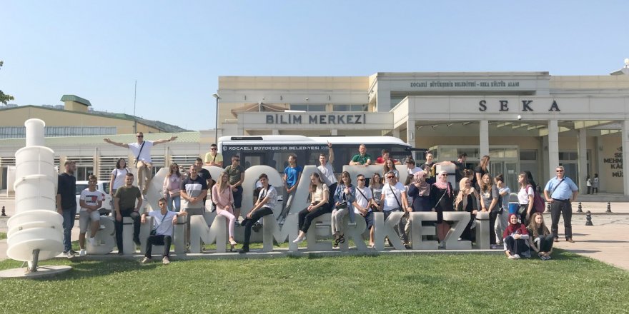 Bosnalı gençlerin Kocaeli turu
