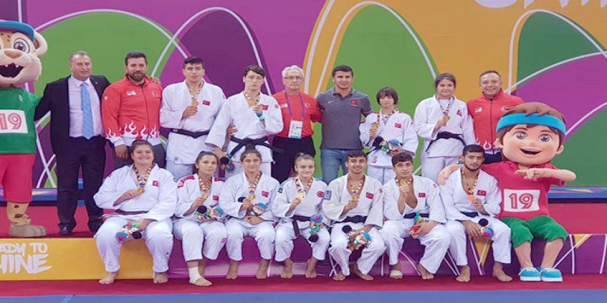 Gençler Eyofta fırtına gibi esti