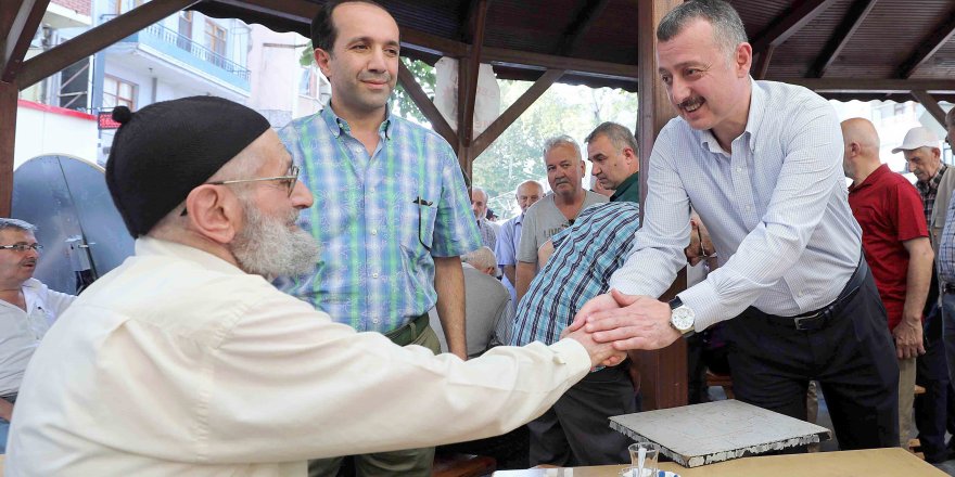 TAHİR BÜYÜKAKIN: “Yorulmadan ve durmadan çalışacağız”           