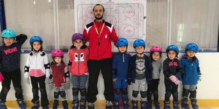 Buz Akademi sezonu tamamladı!