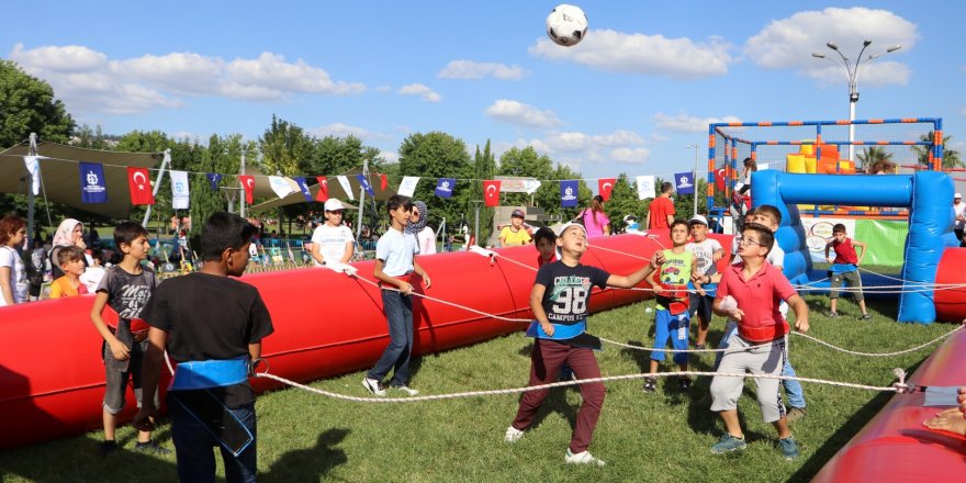 Çocuklar bu şenlikte doyasıya eğlenecek