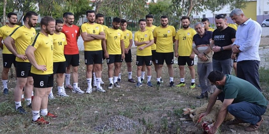 Tayfunspor sezonu dualarla açtı