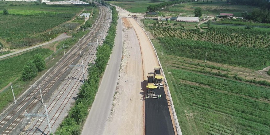 Büyükşehir asfalt çalışması yapıyor