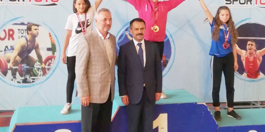 Halterciler umut veriyor