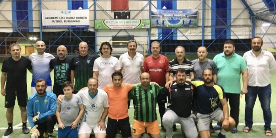 Milletvekili Yılmaz da sahaya ayak bastı