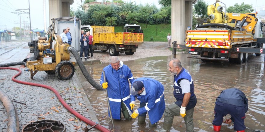Şiddetli yağışta Büyükşehir teyakkuzda