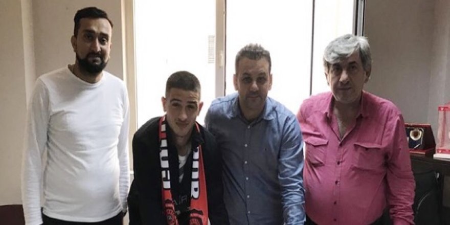 Gölcüklü gençler profesyonel oldu