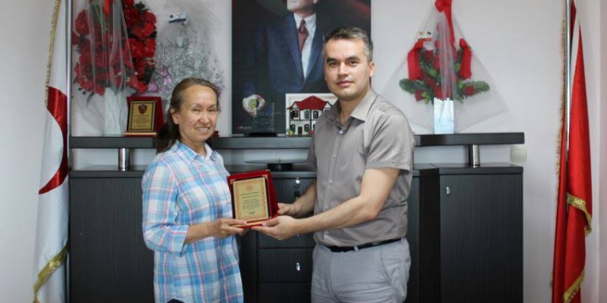 Emektar personele  plaket verildi