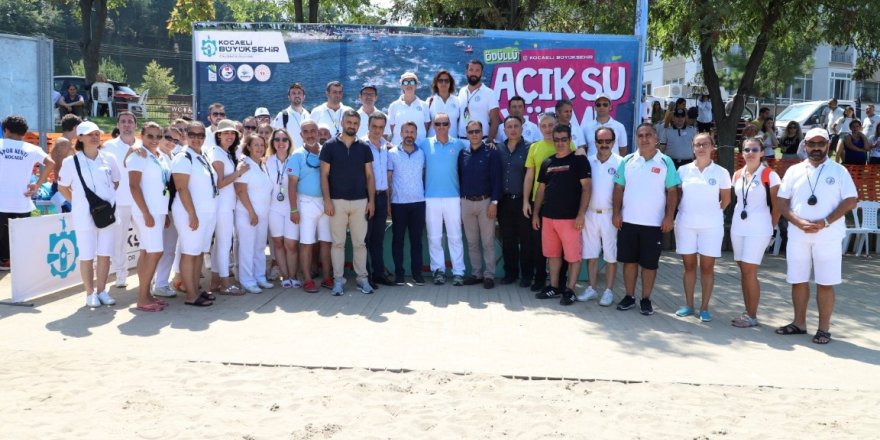 Kulaçlar bu kez Karamürsel’de atıldı