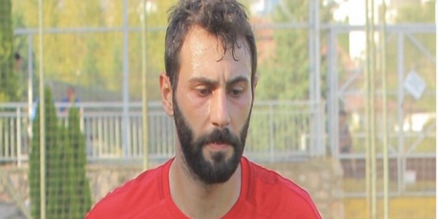 Gölcükspor forvetini buldu