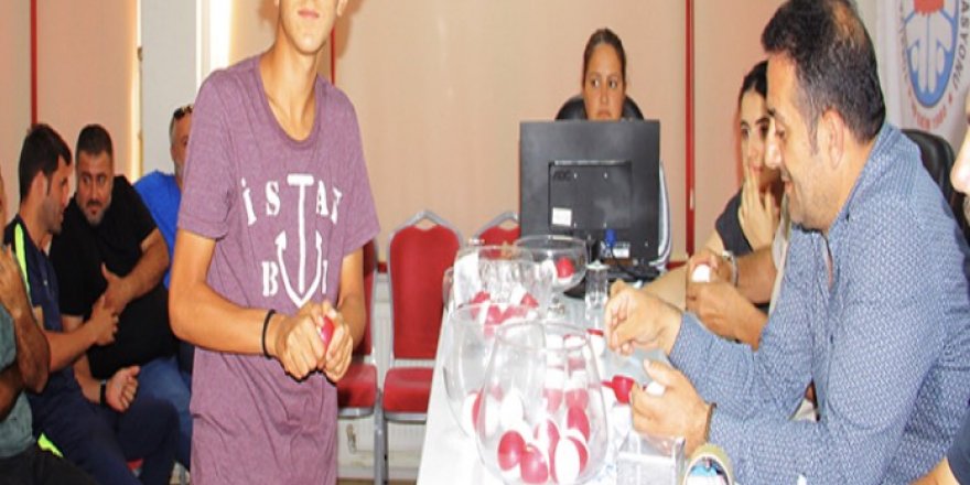 Gençlerde kuralar çekildi