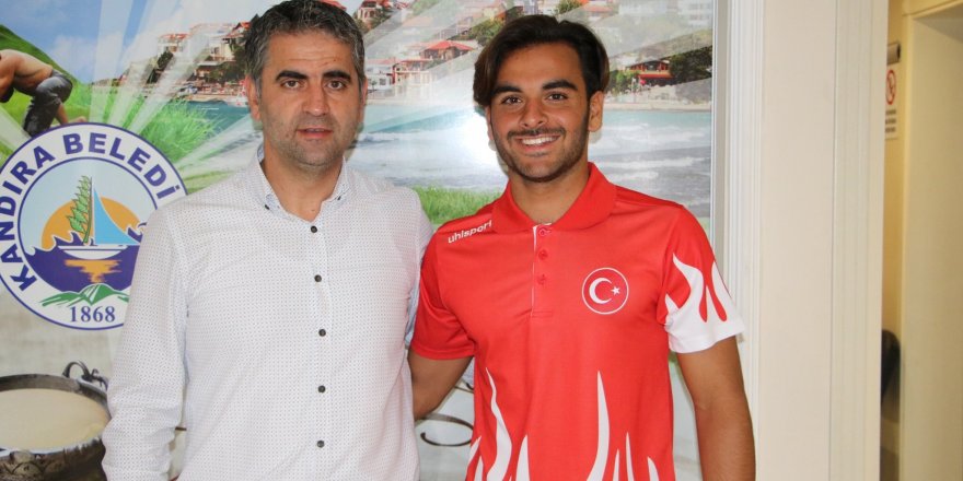 MİLLİ SPORCUYA BAŞKAN TURAN’DAN MORAL