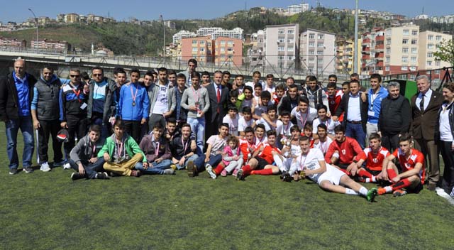 Şampiyon Hayrettin Gürsoy