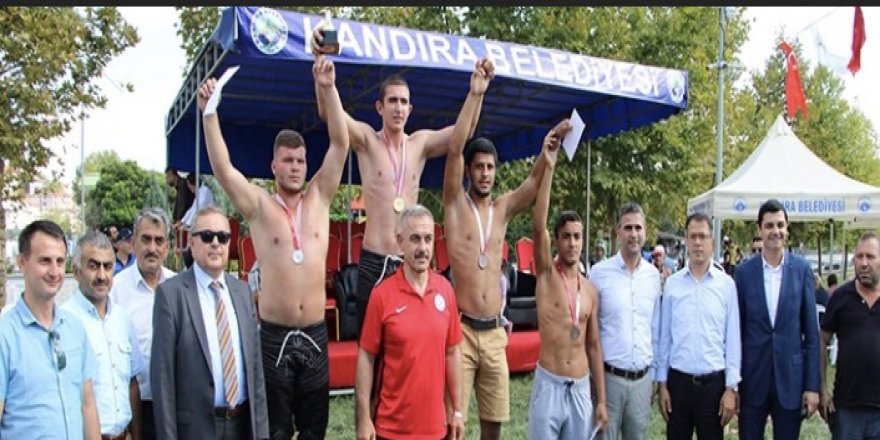 Karakucak güreşleri nefes kesti