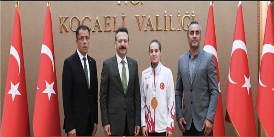 Vali Aksoy şampiyonu ağırladı