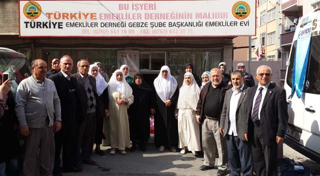 Emekliler Derneği’nden ‘Umre’ hizmeti