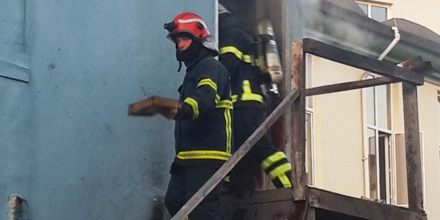 Yangında Kur'an-ı Kerim zarar görmedi!