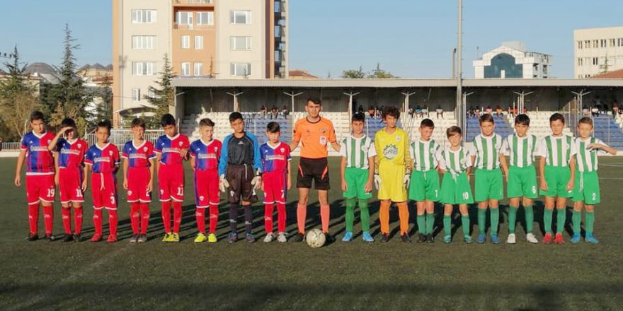Miniklerin müthiş maçını Beylikbağıspor kazandı