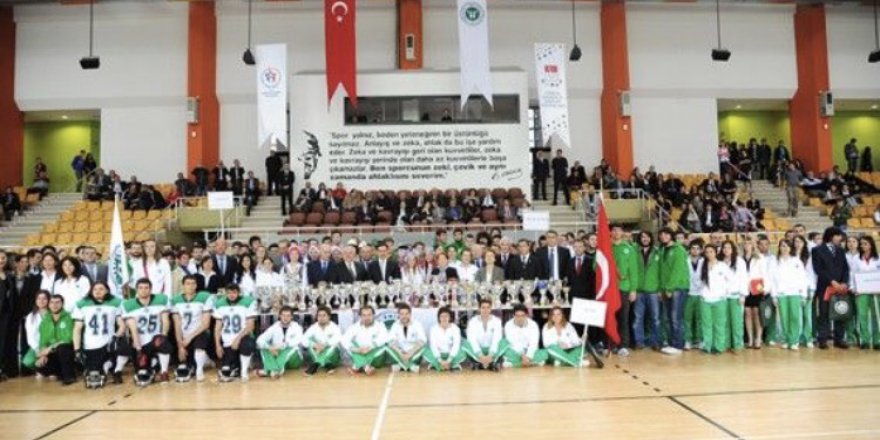 ‘Üniversite tarihinde böyle bir başarı öyküsü yok’