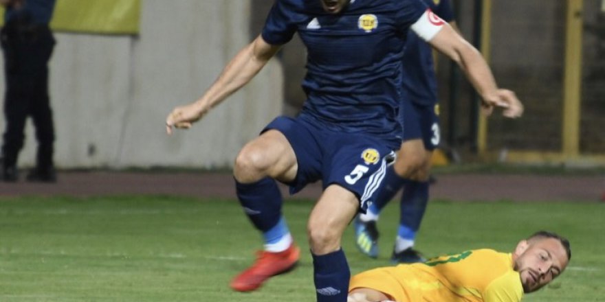 Darıca kupada dağıldı 4-0