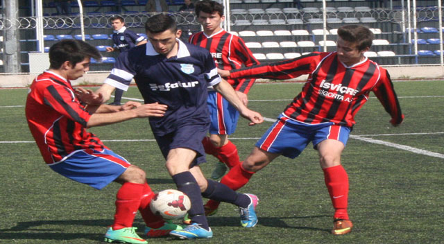 Tayfun mu? Molla mı?